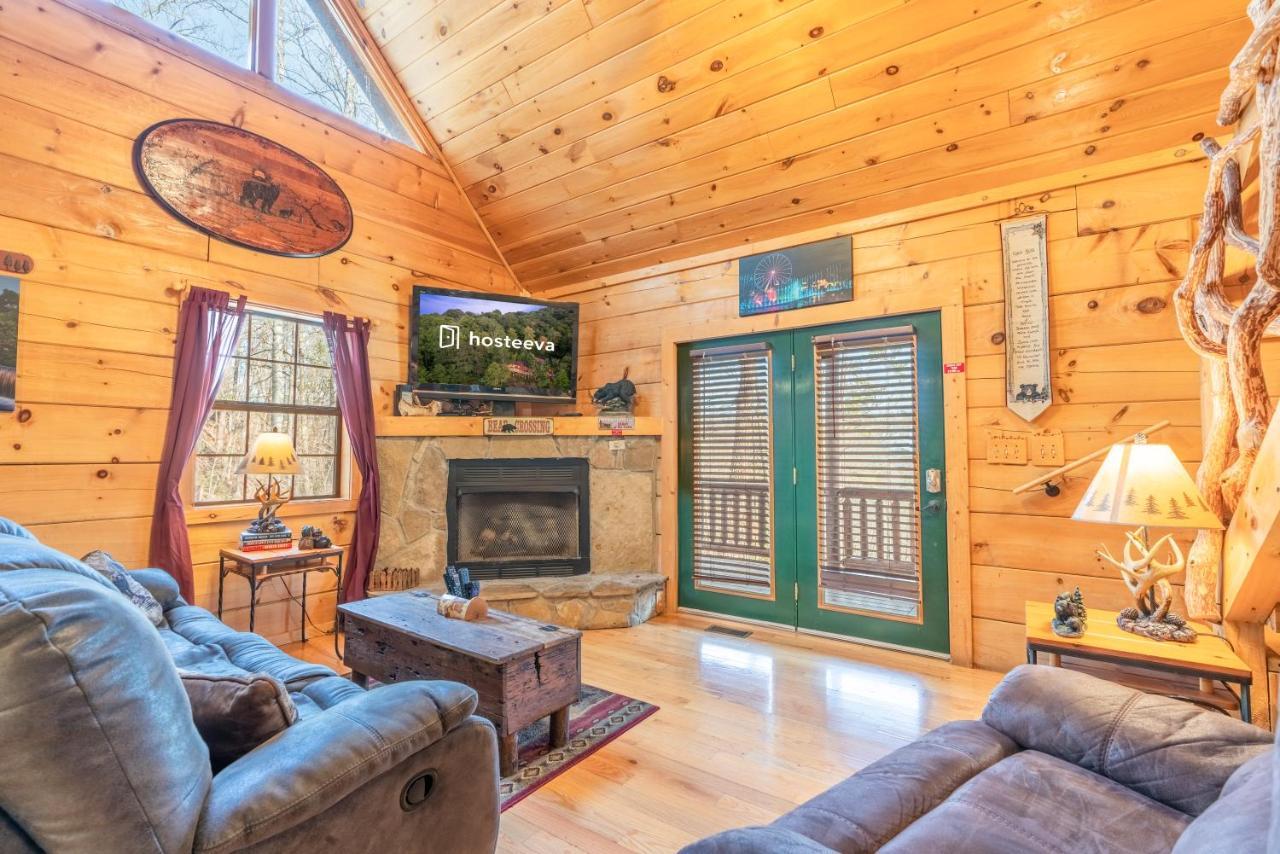 Moonshine Ridge Cabin With Hot Tub And Fire Pit Pigeon Forge Exterior foto